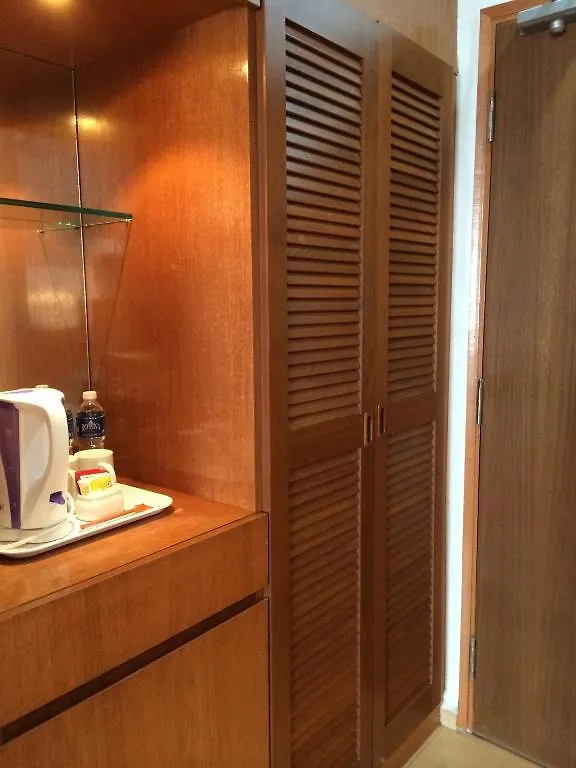 Jo Hotel Johor Bahru 3*,